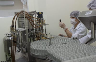Quality check during the filling and capping process