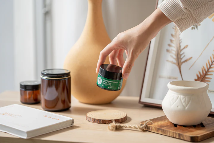 Double Prawn Brand Herbal Balm for pain, swelling and insect bite relief
