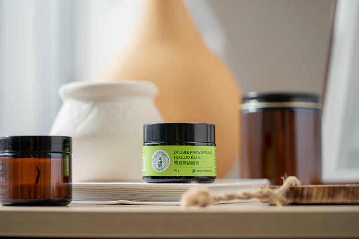 Double Prawn HuoLuo Balm for muscle and joint pain relief